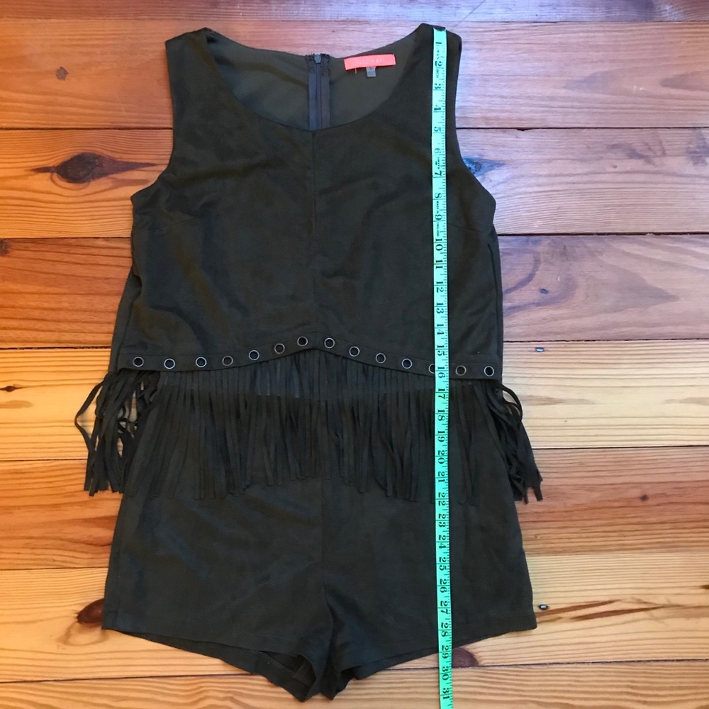 Lulumari Green Fringe Suede Romper, EUC, M - Picture 8 of 16